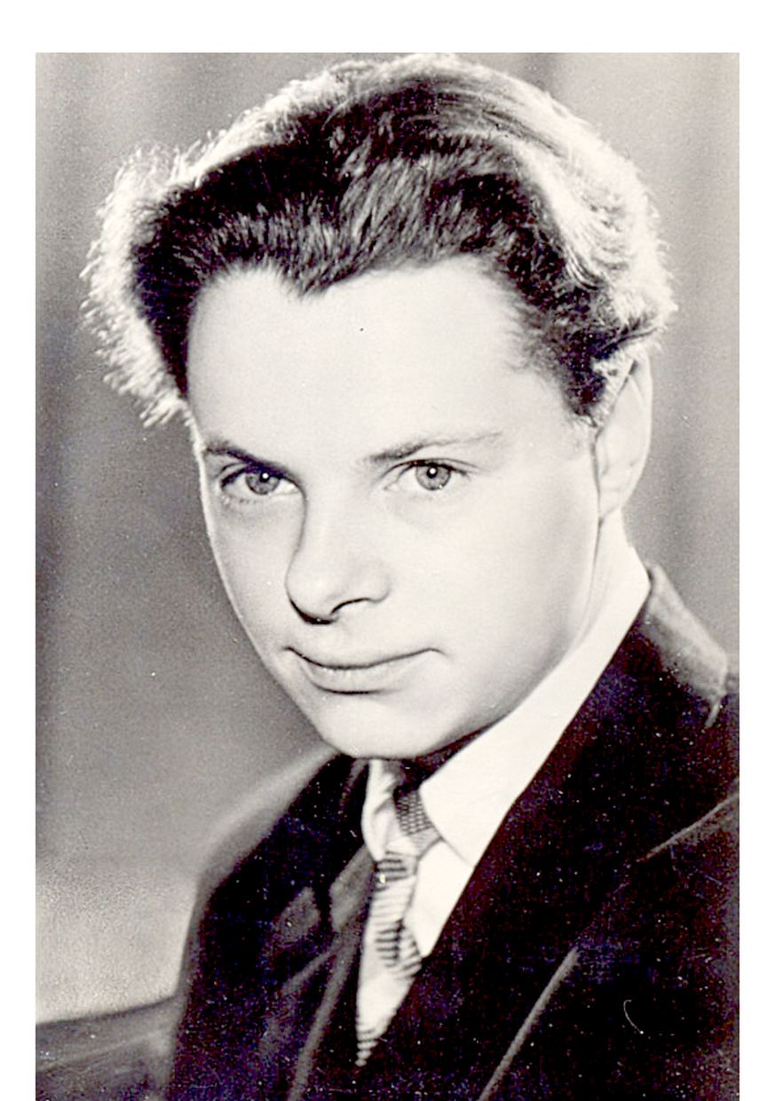 Леонид Харитонов